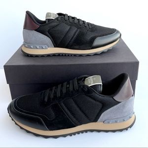 Valentino Rockrunner sneakers *NEW IN BOX*